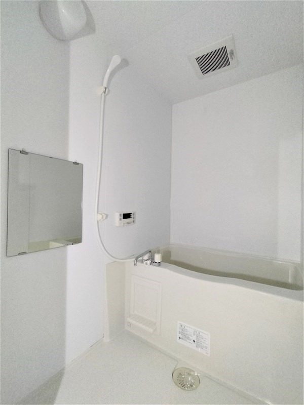 バス・シャワールーム　図面と現状に相違がある場合には現状を優先