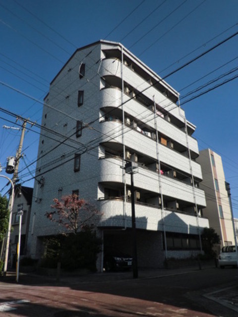 建物外観　オートロックもエレベーターも付いてる素敵なマンション