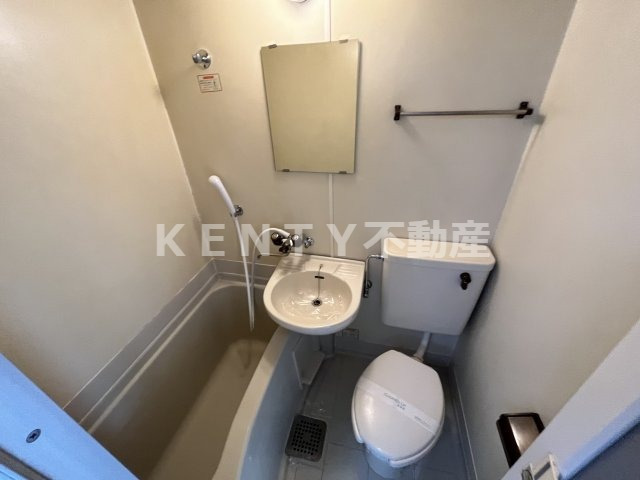 バス・シャワールーム　日々の疲れを癒すお風呂付です