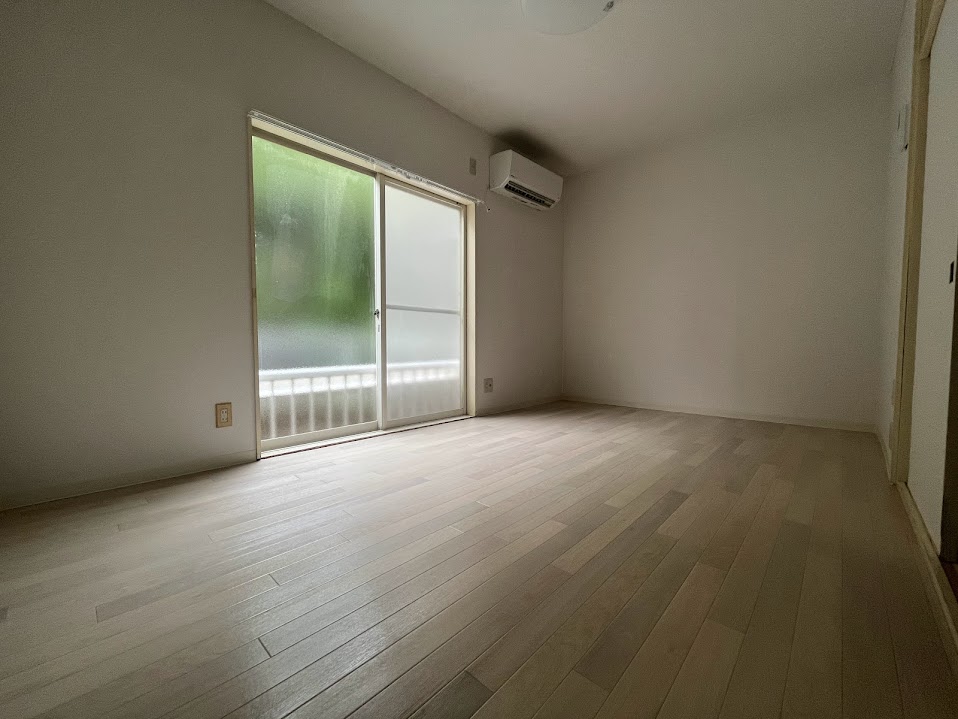 居室・リビング　6帖の洋室♪（同仕様写真）