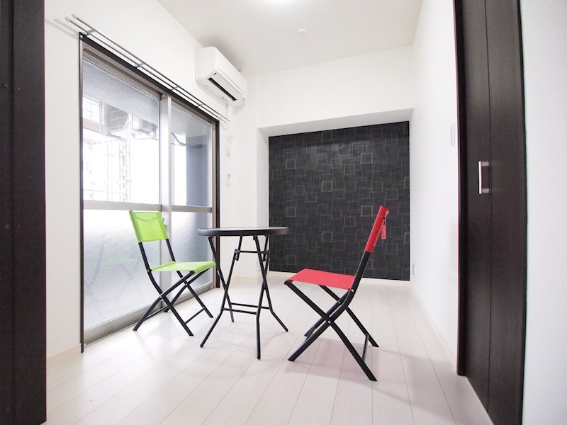 その他部屋・スペース　ベッドルームも明るいですね。