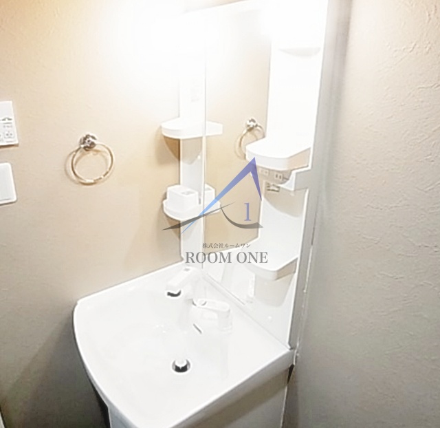 洗面設備　洗面台です。