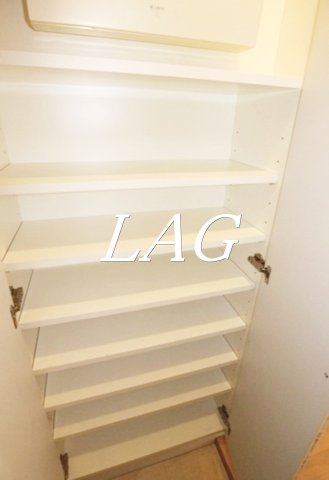 収納　シューズボックスです。