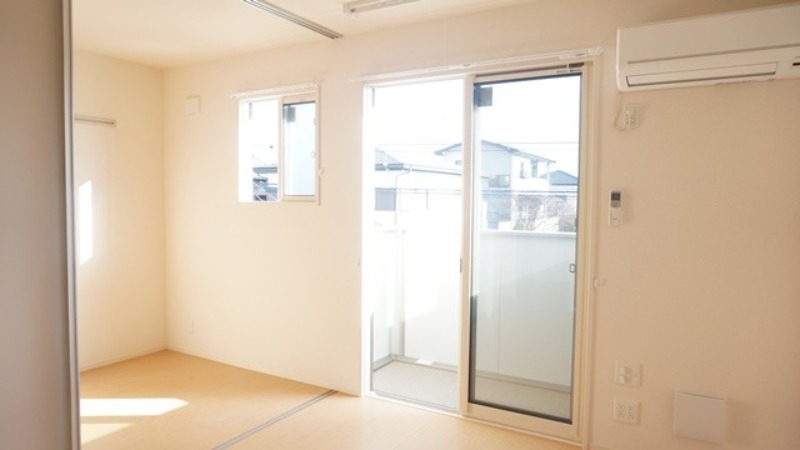 居室・リビング　図面と現状に相違がある場合には現状を優先