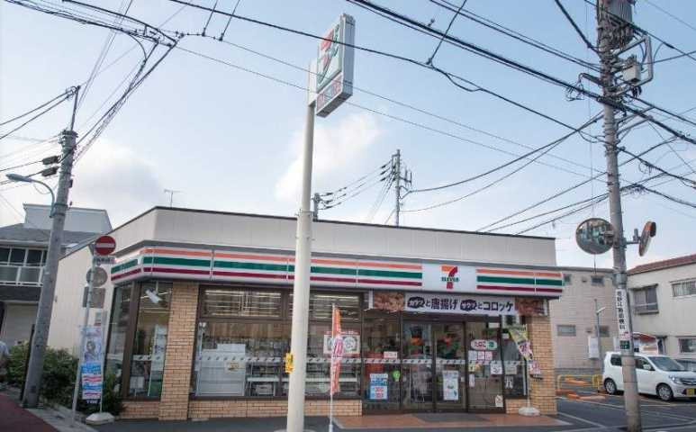 コンビニ　セブンイレブン（コンビニ）まで452m