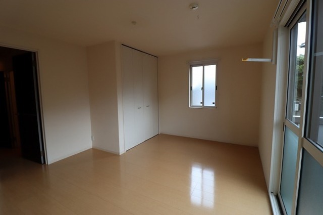 居室・リビング　居室　９帖