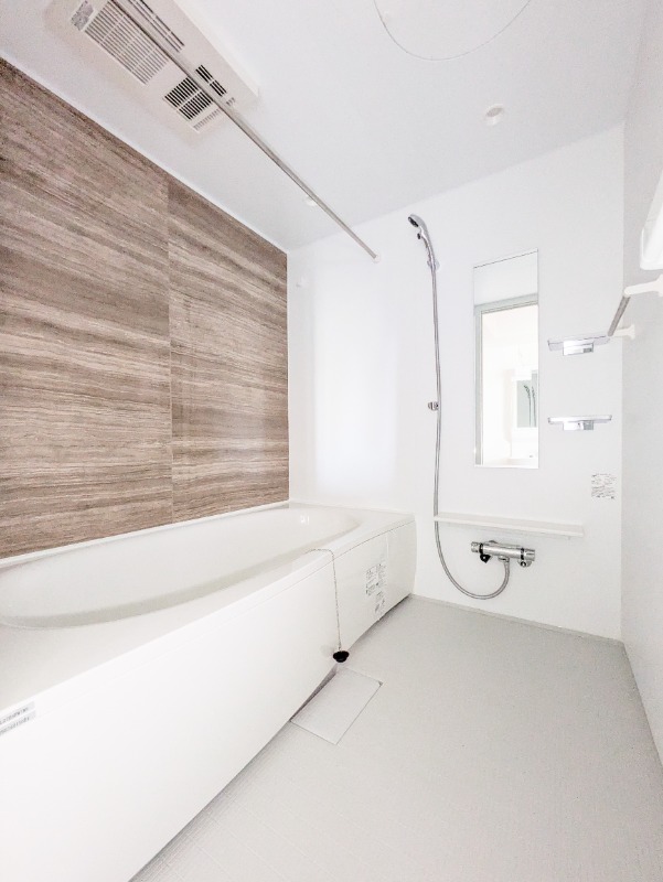 バス・シャワールーム　図面と現状に相違がある場合には現状を優先