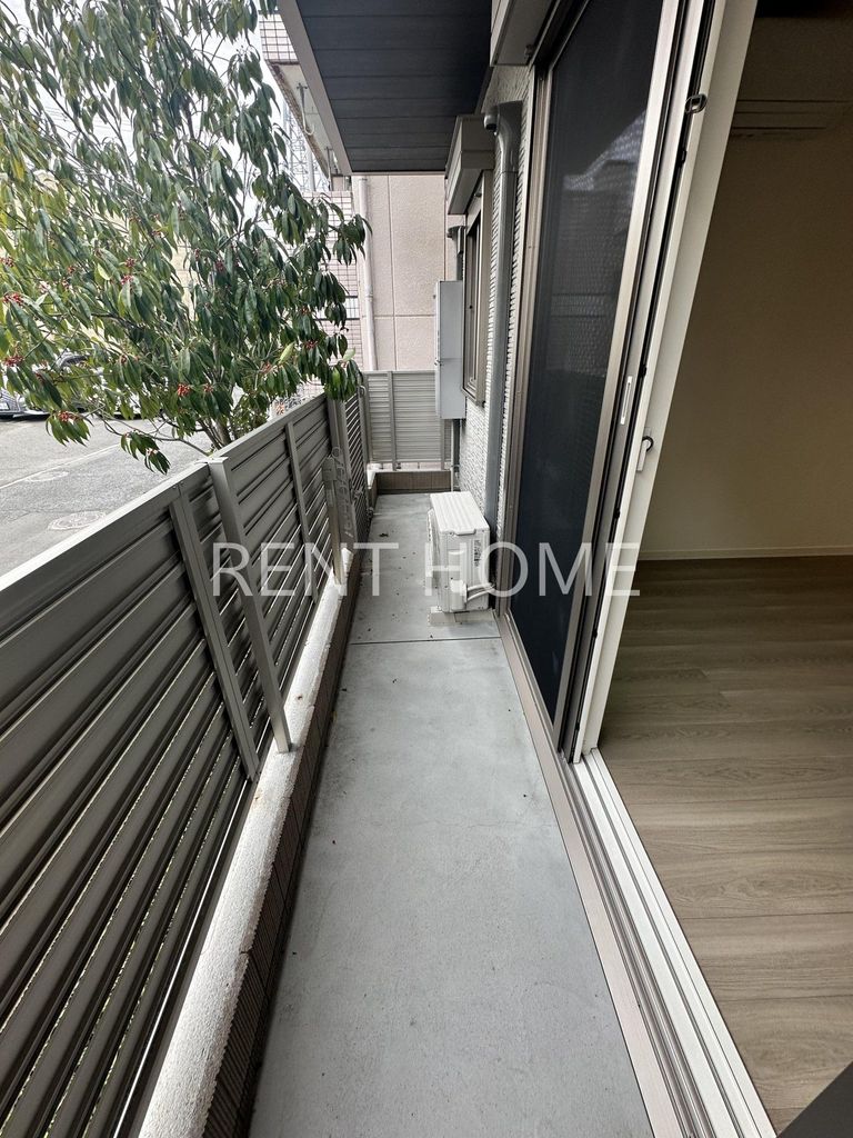 バルコニー　テラス