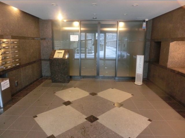 その他設備　オートロック付のエントランス