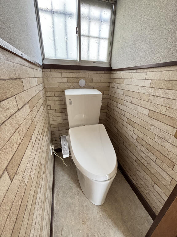 トイレ　トイレ新品♪