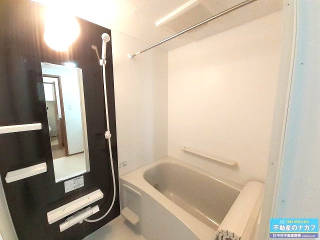 バス・シャワールーム　※同タイプの部屋写真です