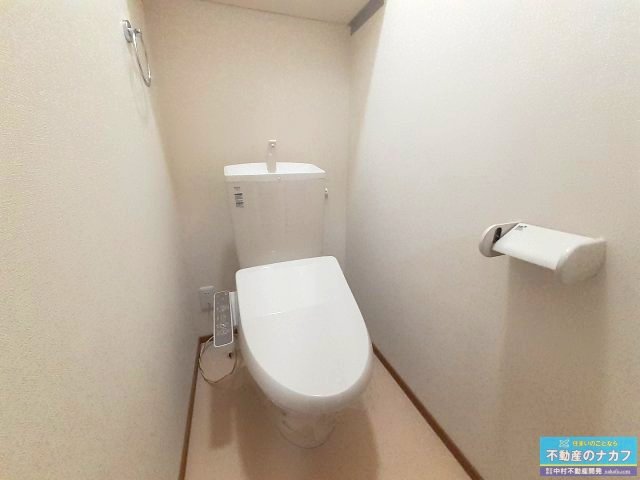 トイレ　※同タイプの部屋写真です