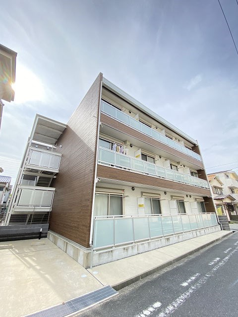 建物外観　外観は落ち着いています