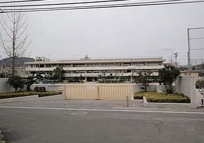 小学校　長束小学校（小学校）まで800m