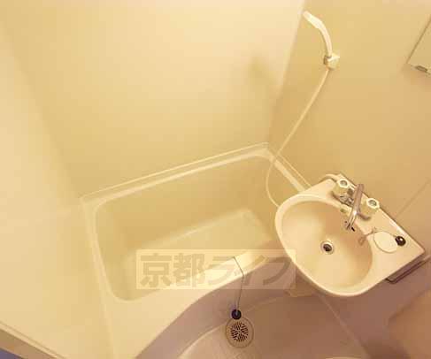 バス・シャワールーム　お風呂です。