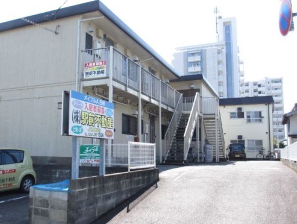 建物外観　落ち着いた雰囲気の外観です