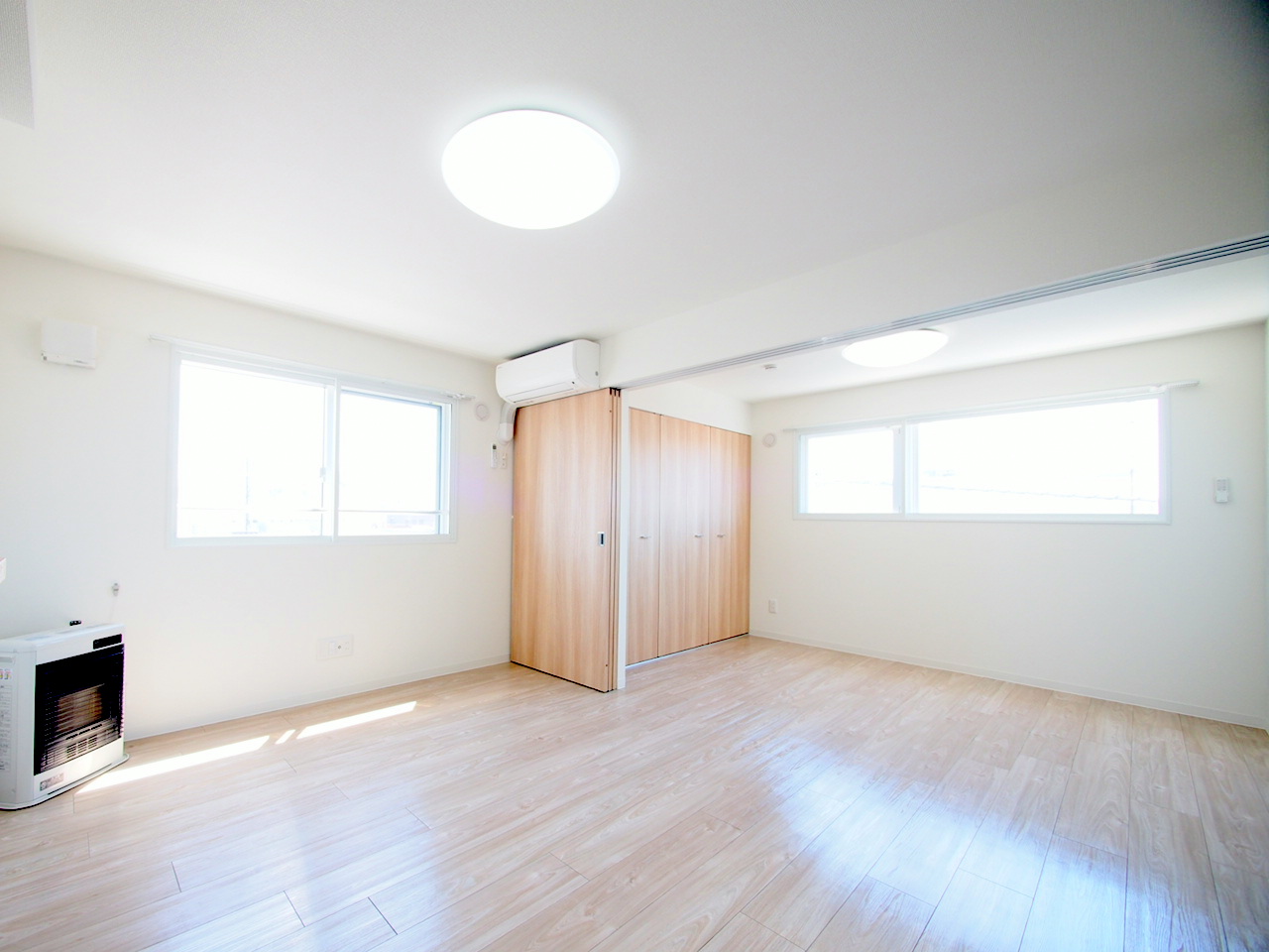 居室・リビング　日当たり良好で明るいお部屋です♪