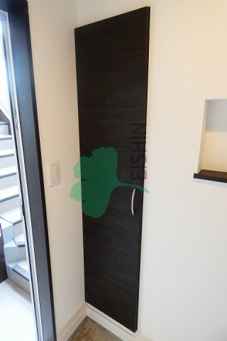 玄関　下駄箱もしっかりついてます！