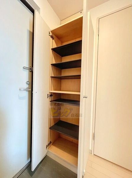 その他　大容量のシューズＢＯＸ完備♪