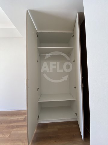 収納　クレストコート靭公園　クローゼット