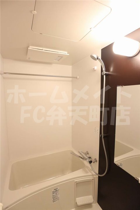 バス・シャワールーム　きれいなお風呂です