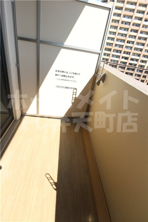 バルコニー　バルコニー