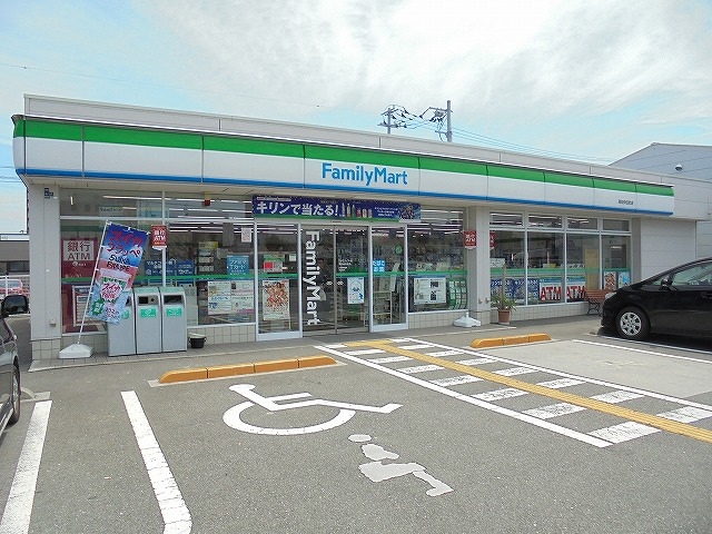 コンビニ　高知仲田町店（コンビニ）まで357m