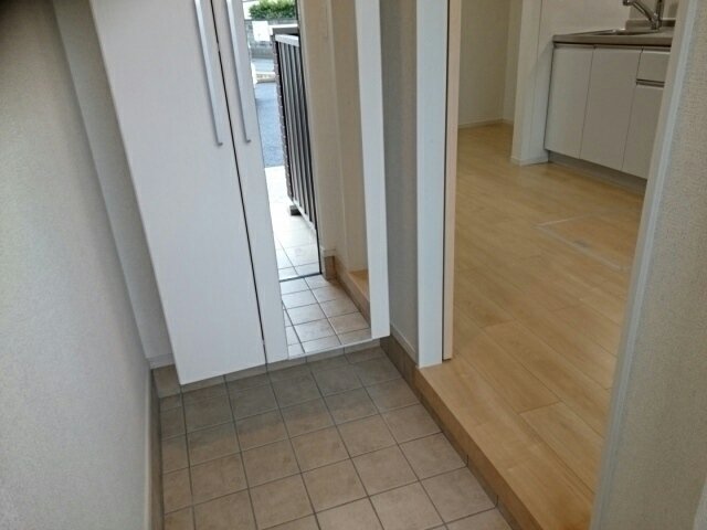 玄関　明るい玄関です