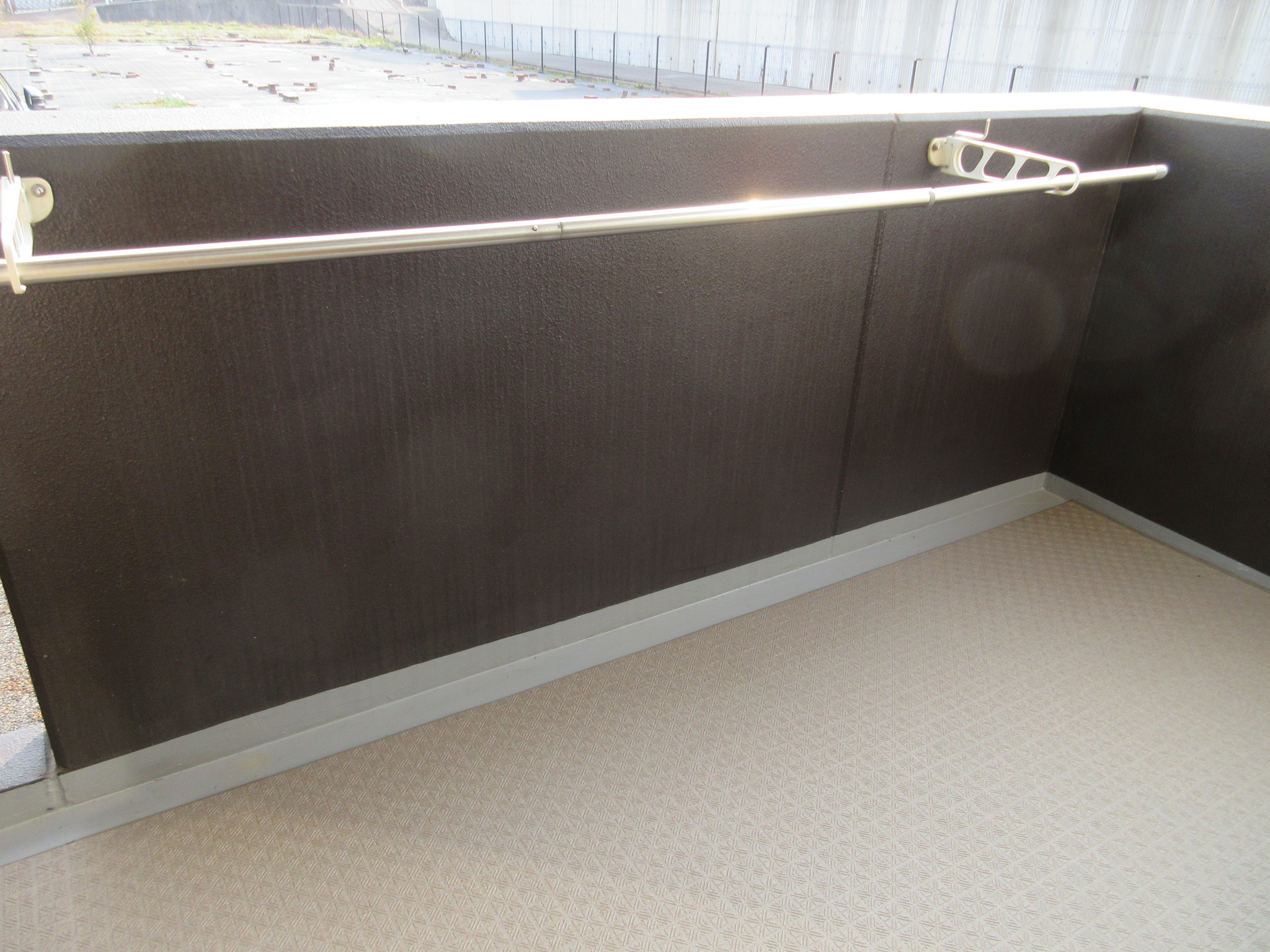 バルコニー　奥行きのあるバルコニー