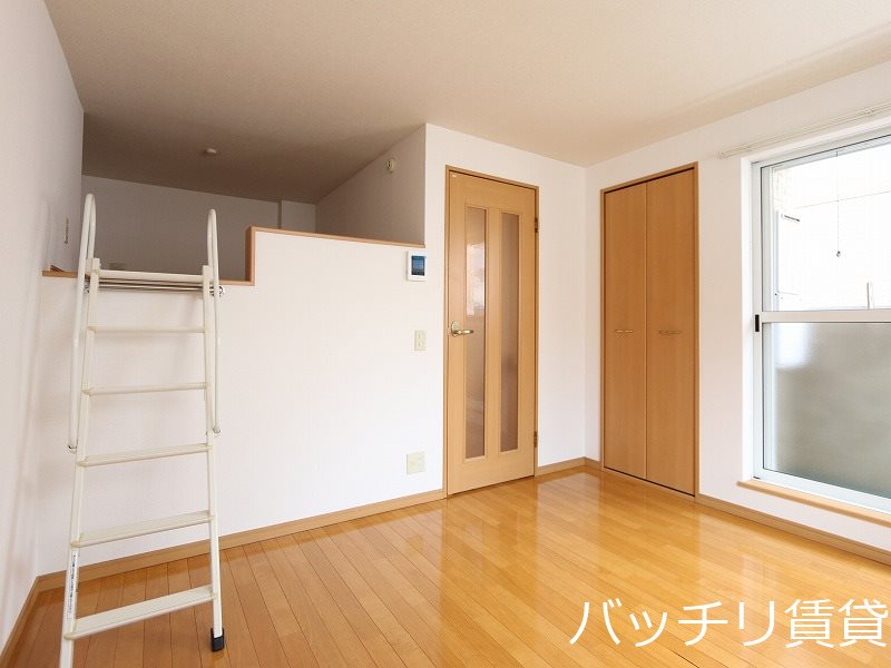 居室・リビング　同型タイプの為、現状を優先いたします