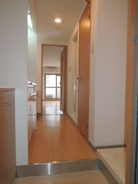 玄関　廊下