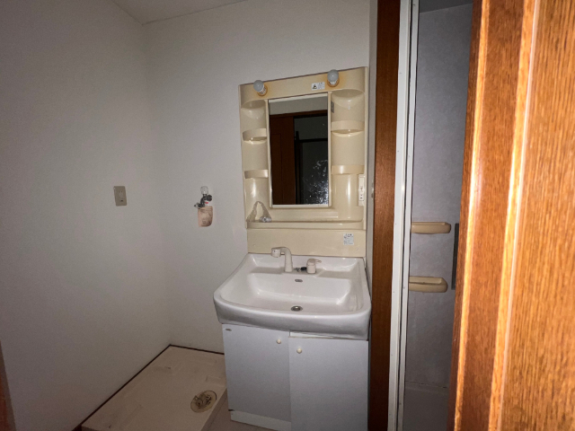 洗面設備　参考写真