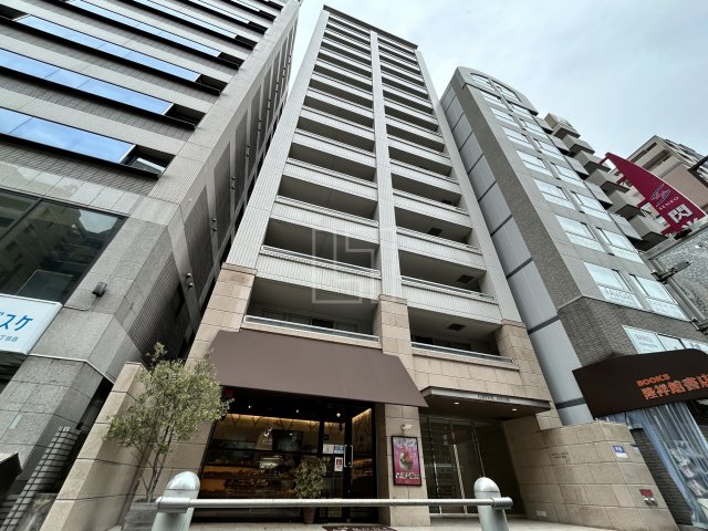 建物外観　キャピトル安堂寺　外観