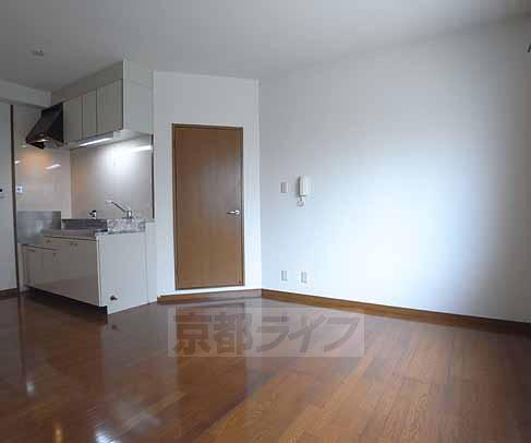 居室・リビング　広い室内です。