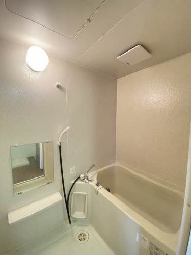 バス・シャワールーム　浴室