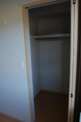 収納　ウォークインクローゼット