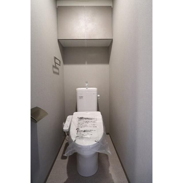 トイレ　（別タイプ参考写真）グランカーサ王子　北区王子3