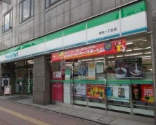 コンビニ　ファミリーマート巣鴨一丁目店（コンビニ）まで285m