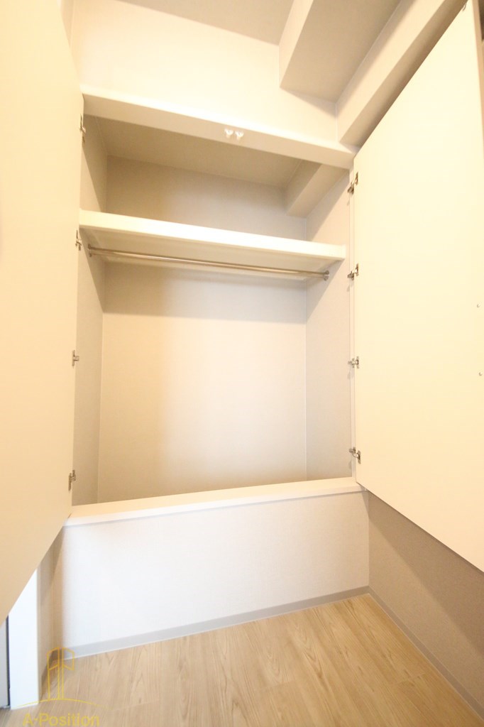 収納　アーバネックス天満橋Front