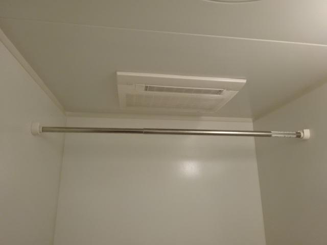 バス・シャワールーム　浴室暖房乾燥機