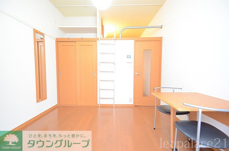 居室・リビング　同タイプの間取り撮影につき実際の物件とは異なる場合があります