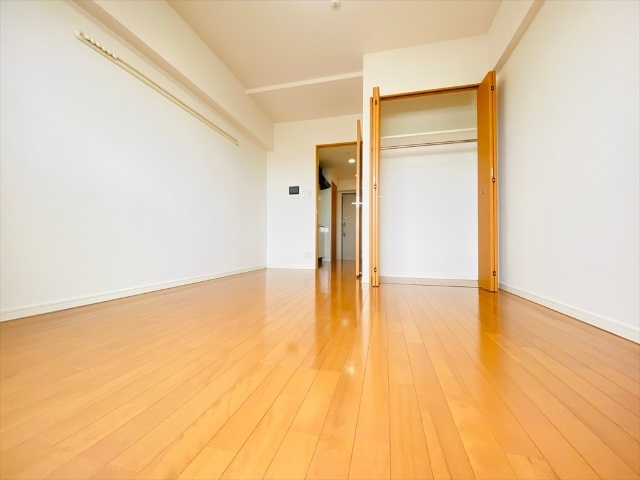 その他部屋・スペース　同一建物内１２０２号室内装写真転載