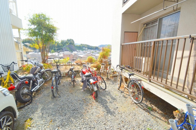 コンビニ　ローソン向洋大原町店（コンビニ）まで559m