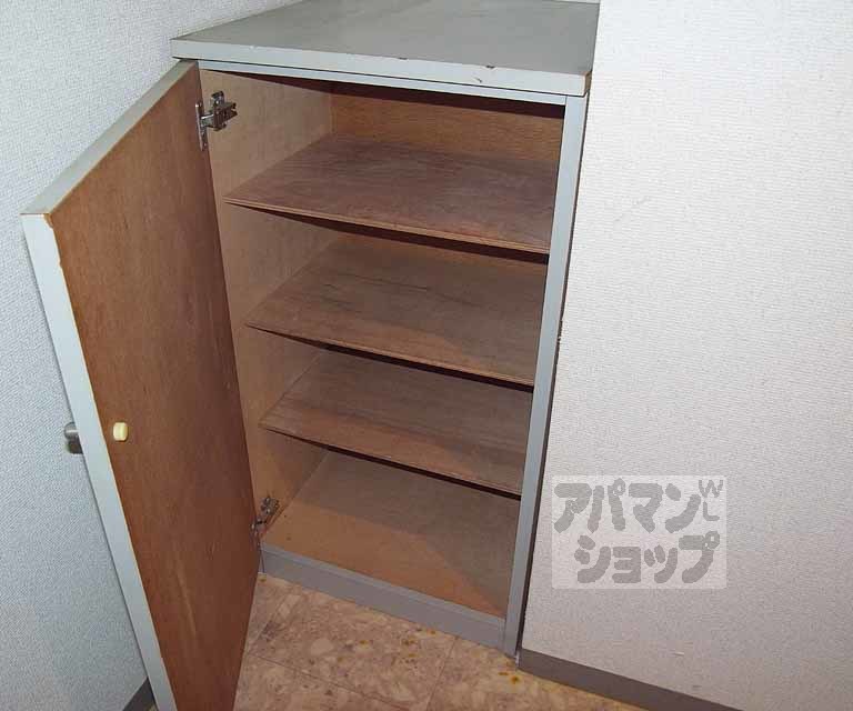 収納　靴箱です。