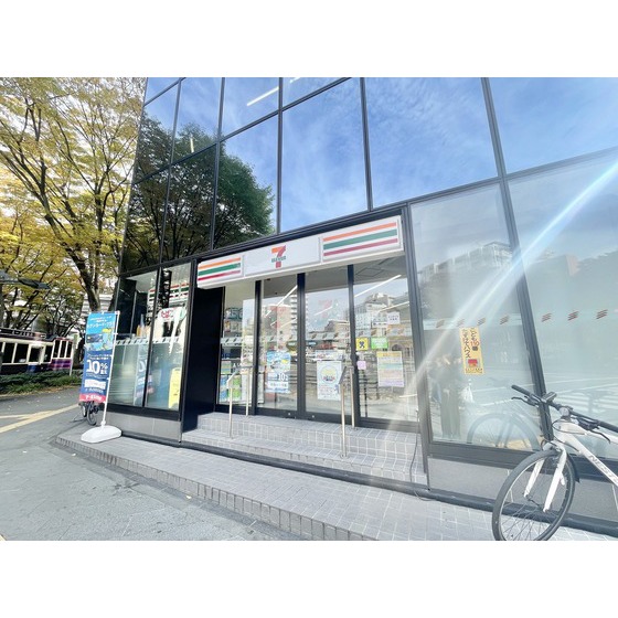 コンビニ　セブンイレブン仙台晩翠草堂前店（コンビニ）まで150m