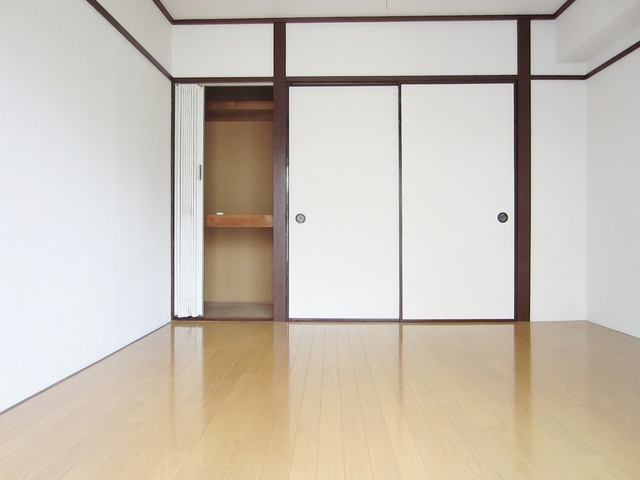その他部屋・スペース　陽当りのよい洋室です♪