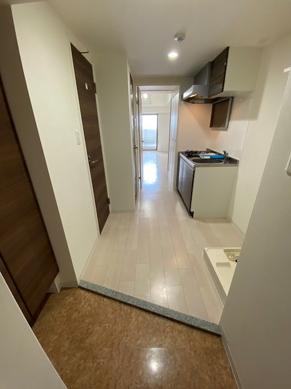 玄関　同間取りのお部屋の写真です。ご参考までに。