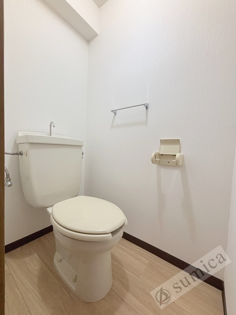 トイレ　セパレートでゆったり使えます♪♪