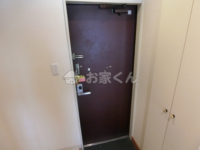 玄関　シューズボックス付き玄関