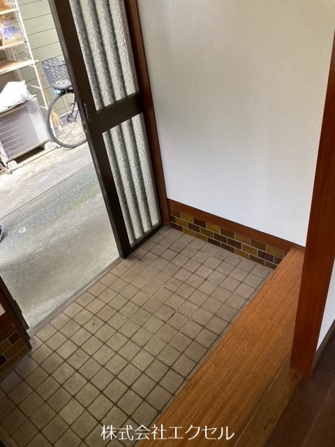 玄関　広々とした玄関です。